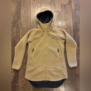 Columbia Women’s Sherpa Zip Up Jacket - Sz L - Excellent Condition